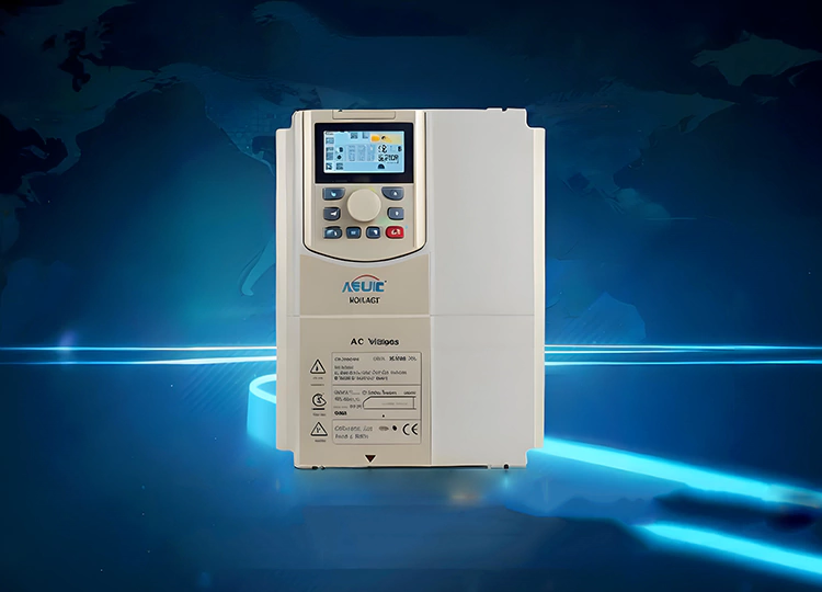 Cos'è Universal AC Drive‌?